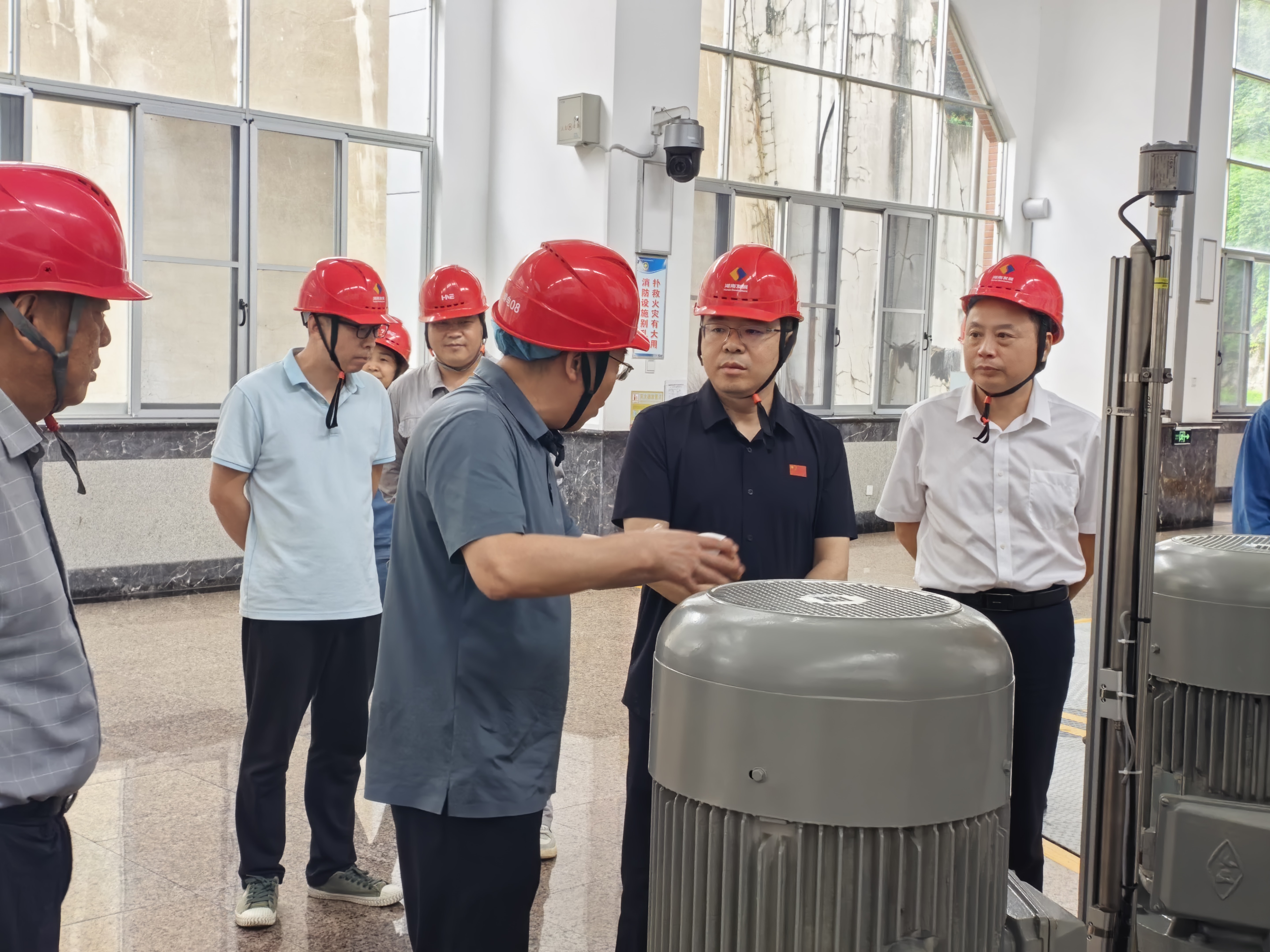 饒高一行赴蟒塘溪水電站督導(dǎo)檢查安全生產(chǎn)工作